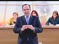No programa Saber Direito, da TV Justiça, dois mestres da área jurídica, os professores Marcelo Cometti e Fernando Castellani, abordam temas fundamentais para a vida dos empresários, como a falência, a crise ea recuperação de empresas. O curso fala sobre as regras que integram o direito empresarial, dentre elas a Lei n° 11.101/05, a Lei de Falências. Também são tratados os aspectos mais relevantes dos atos praticados durante o processo falimentar, como o pedido de falência ea apresentação a ...