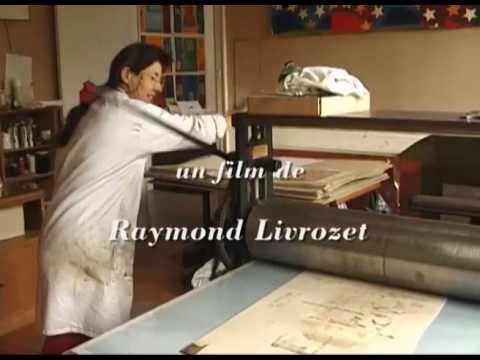 Regarder Pierrette Burtin-Serraille à l'oeuvre dans son atelier
