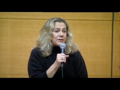 Kathleen Turner