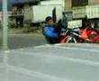 CAÍDA CESAR OSWER´S BIKER ACROBACIA XTREME MOTOCICLISMO