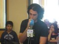 videos de El Dia a COMRàdio - Víctor Estévez tuneja 'Riders on the storm' de The Doors
