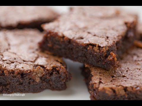 BEST and EASIEST Chewy Brownies | Simply Bakings