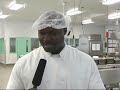 Un detenido ta duna su opinion tokante di e kuminda ku e ta hanja den Bon Futuro.Un otro detenido ta konta tokante di su eksperensha den Bon Futuro. Camarografo: Rintha. Editor: Rintha. Produktor i presentadora: Jeritsa Ignecia.