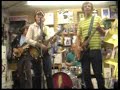 Dressy Bessy - It Happens All The Time