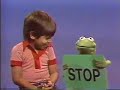 Classic Sesame Street - Kermit and the STOP sign