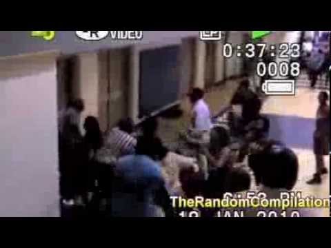 women fight