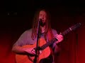 newton faulkner singing teardrop.
11th december 2006, water rats, london.

for some reason the sound is out of sinc, have tried to fix it but seems to be an youtube error in the upload.  have also uploaded to myspace, it can be viewed in sinc at http://vids.myspace.com/index.cfm?fuseaction=vids.individual&videoid=1713870353
thanks for viewing!