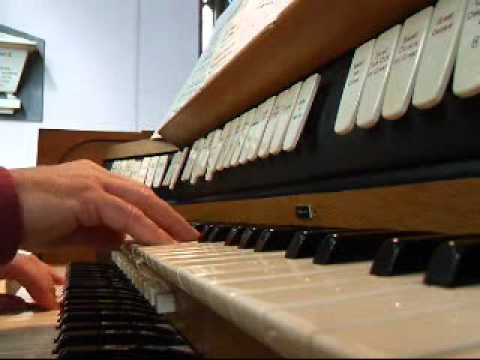 Redundant pipe organ for sale – good quality sound recording