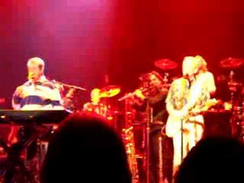 Brian Wilson Band + Al Jardine Sloop ...
