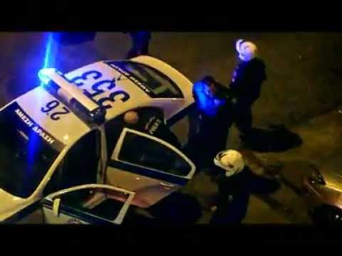 la-brutalidad-de-la-policia-griega-video