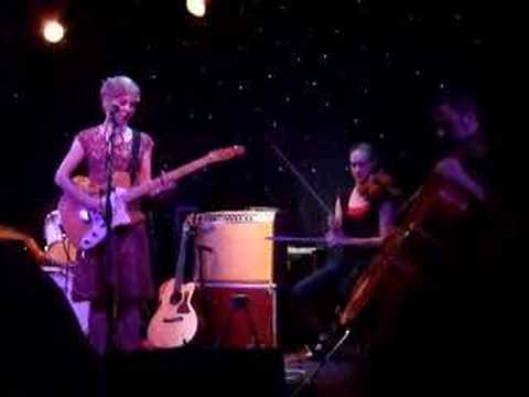 Kristin Hersh - Me And My Charms (live)