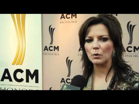 On the Carpet with Martina McBride at ACM Honors