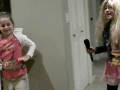 videos de Sophie and Erin  Rock and Roll