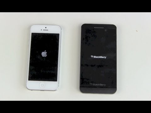 Apple iPhone 5 vs BlackBerry Z10 - Boot Vergleich