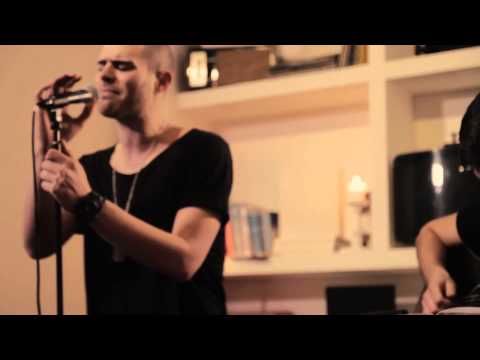 Iossa - Why Can't I (Live) Iossa - Why Can't I (Live)