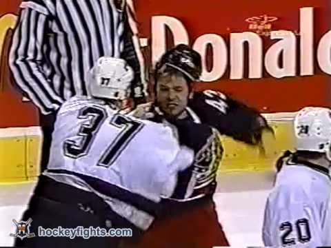 David Ling vs Jarkko Ruutu Feb 23, 2003