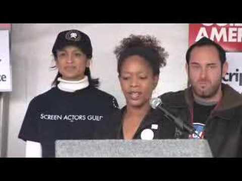 Alfre Woodard