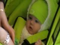 Larissa in kinderwagen