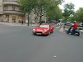 Nice Red Ferrari 512 Testarossa Fly By in Berlin (Kudamm)