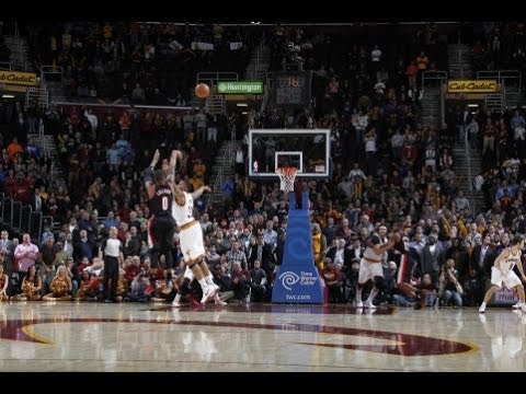 Video: Taco Bell Buzzer Beater: Damian Lillard vs The Cleveland Cavaliers