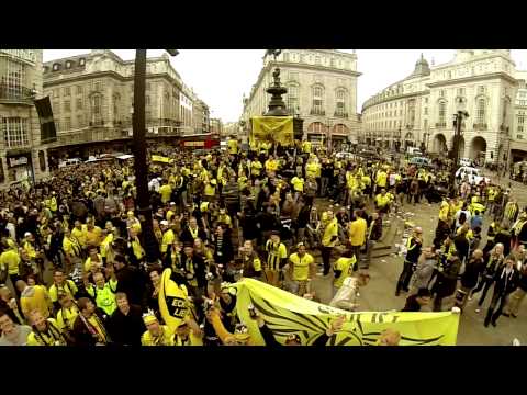 calling - 25th may 2013 was a unique experience -- London was black & yellow! Ein Film von Patrick Schwalb (www.parickschwalb.com) Kamera: Jan Beyer (www.authentik-fil...