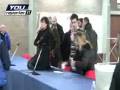 videos de La Guzzanti aggredita dal prof all'università di udine