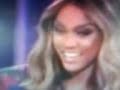 Robert pattinson bites tyra banks !!! (video)