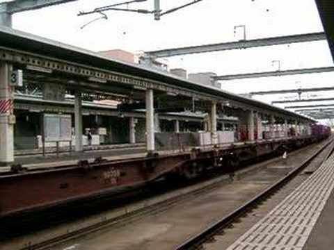 貨物列車 （機関車：２０両？） 【吉塚駅】