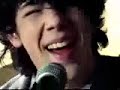 Jonas Brothers- Hold On *chipmunk version*