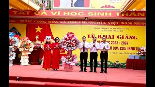 Đồng chí Bí thư Thành ủy Nghiêm Xuân Cường dự chúc mừng khai giảng tại trường Tiểu học Lê Lợi