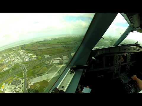 A340 - Auckland - NZAA 23L approach