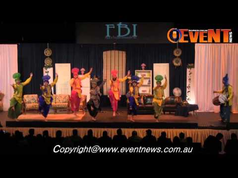Bhangra F.B.I. at Chak de Phattey(Pakistani Stage drama)