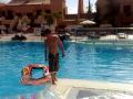 backwards pool vid