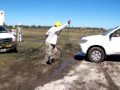 Hilux Auxiliando a Ford de Cartellone.MOV