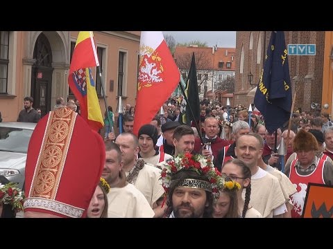 Click to View : 1050 rocznica Chrztu Polski we Wrocławiu (FLESZ ) 17 kwietnia 2016 roku