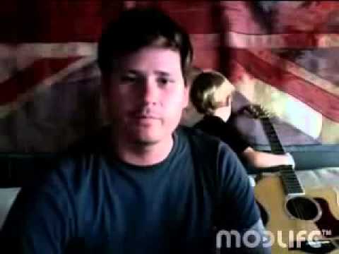 delonge - https://www.BLINKBRASIL182.blogspot.com https://www.facebook.com/blinkbrasil182.