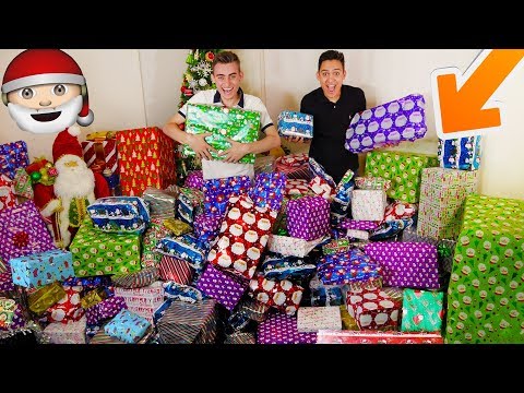 OPENING CHRISTMAS PRESENTS... EARLY!