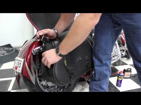 how to fasten luggage strap