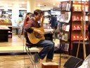 ben ricour au virgin haussman - je tappe fort - promo de son 1er album