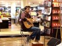 ben ricour au virgin haussman - je tappe fort - promo de son 1er album