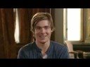Interview with Zac and Vanessa and they try to learn Swedish