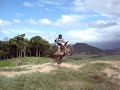 Imperatrilha- Galera dando salto no morro da igreja da varginha