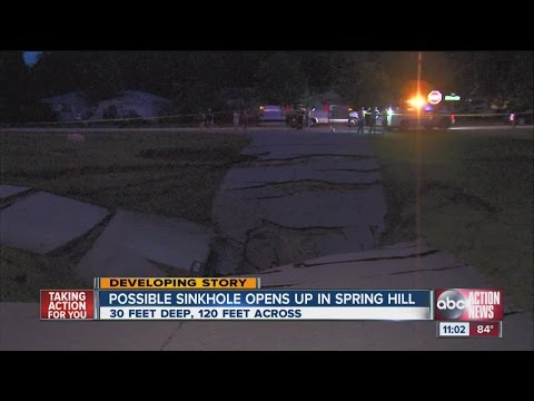 Possible sinkhole in Spring Hill