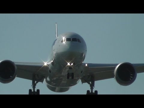 LOT Boeing 787, 3rd Dreamliner delivered
