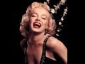 Retro Marylin Monroe makeup