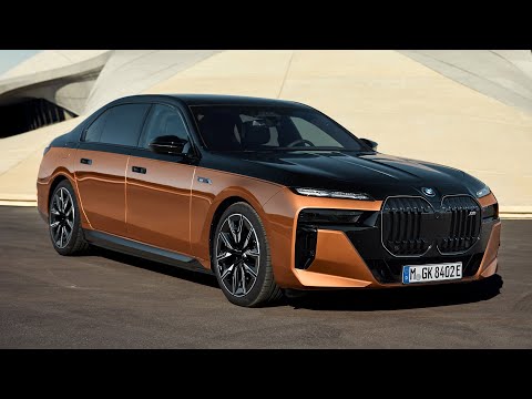 2024 BMW i7 M70 xDrive – The 650-HP Brutal Electric Sedan