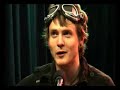 de jongens van air traffic deden in de  3voor12-cabin een korte akoestische sessie tijdens pinkpop.