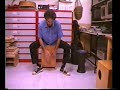 Pablo della Maggiora y su cajon bass reflex - www.ethnicsounds.it Pablo della Maggiora y su cajon bass reflex - www.ethnicsounds.it