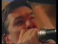 this is an early clip of a fledgling post-alan hull lindisfarne line-up, taken from regional tv. ray laidlaw (drums), rod clements (mandolin), marty craggs (vocals), billy mitchell (guitar, vocals), dave hull-denholm (guitars), ian thomson (bass). recorded at the magnesia bank, north shields, 1996. voice-over by ray laidlaw.
