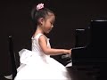 pianist (6years old girl):Mozart Sonata K331 Allegretto